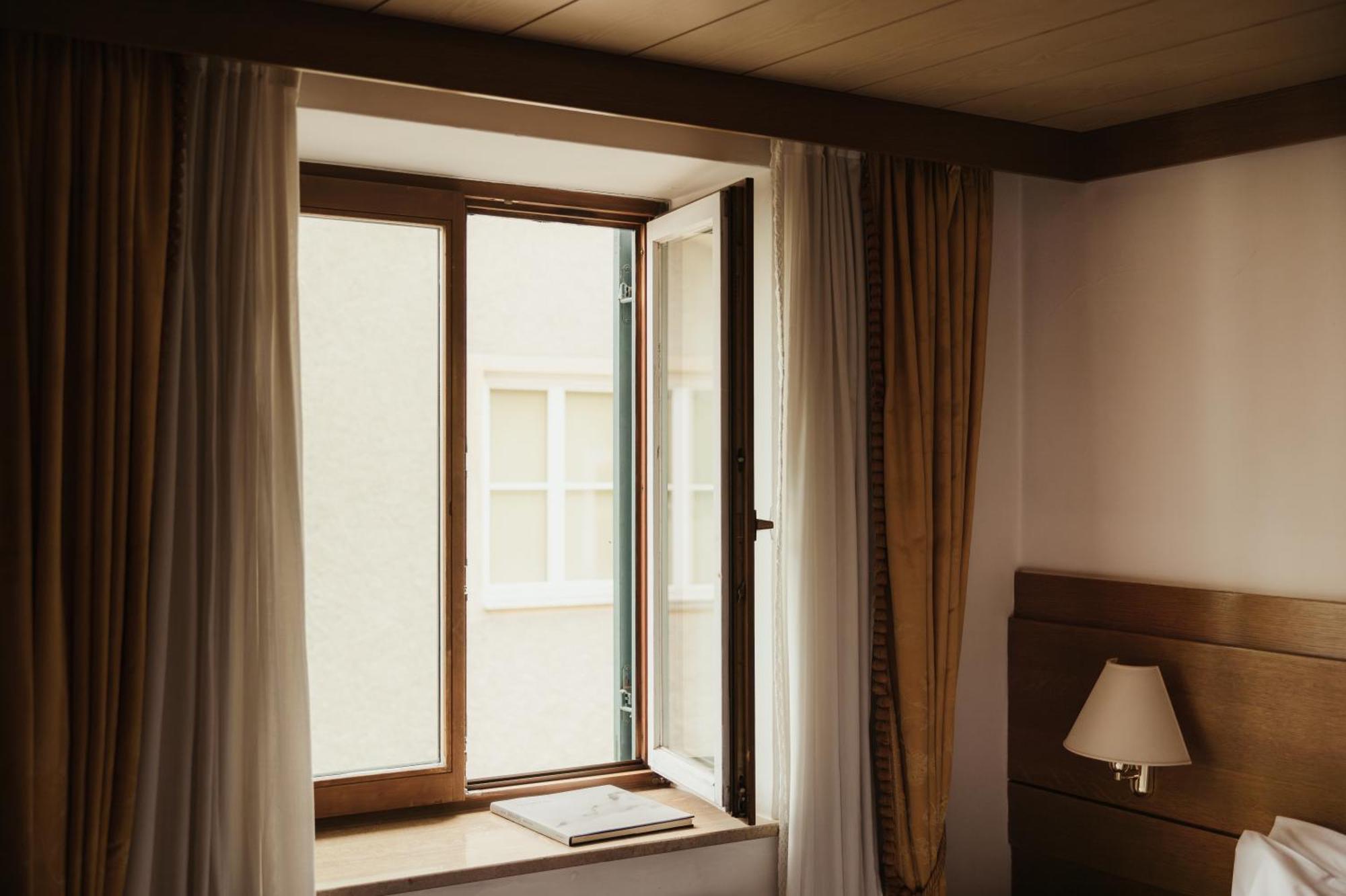 Corso Am Graben Hotell Bruneck Exteriör bild