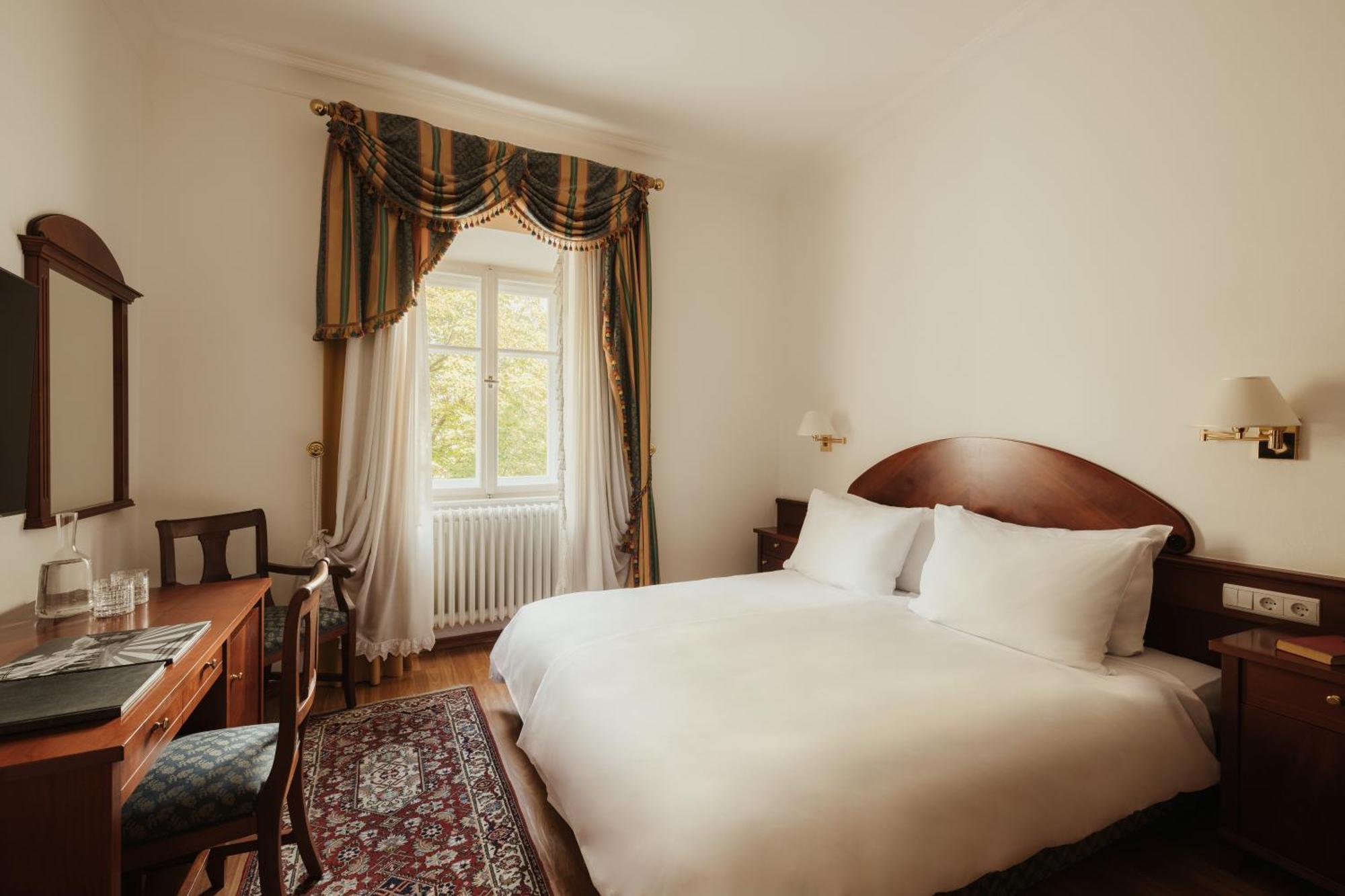 Corso Am Graben Hotell Bruneck Exteriör bild