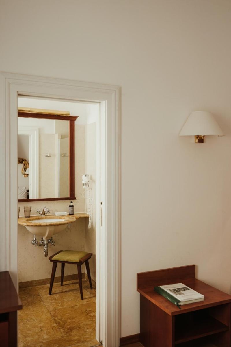 Corso Am Graben Hotell Bruneck Exteriör bild