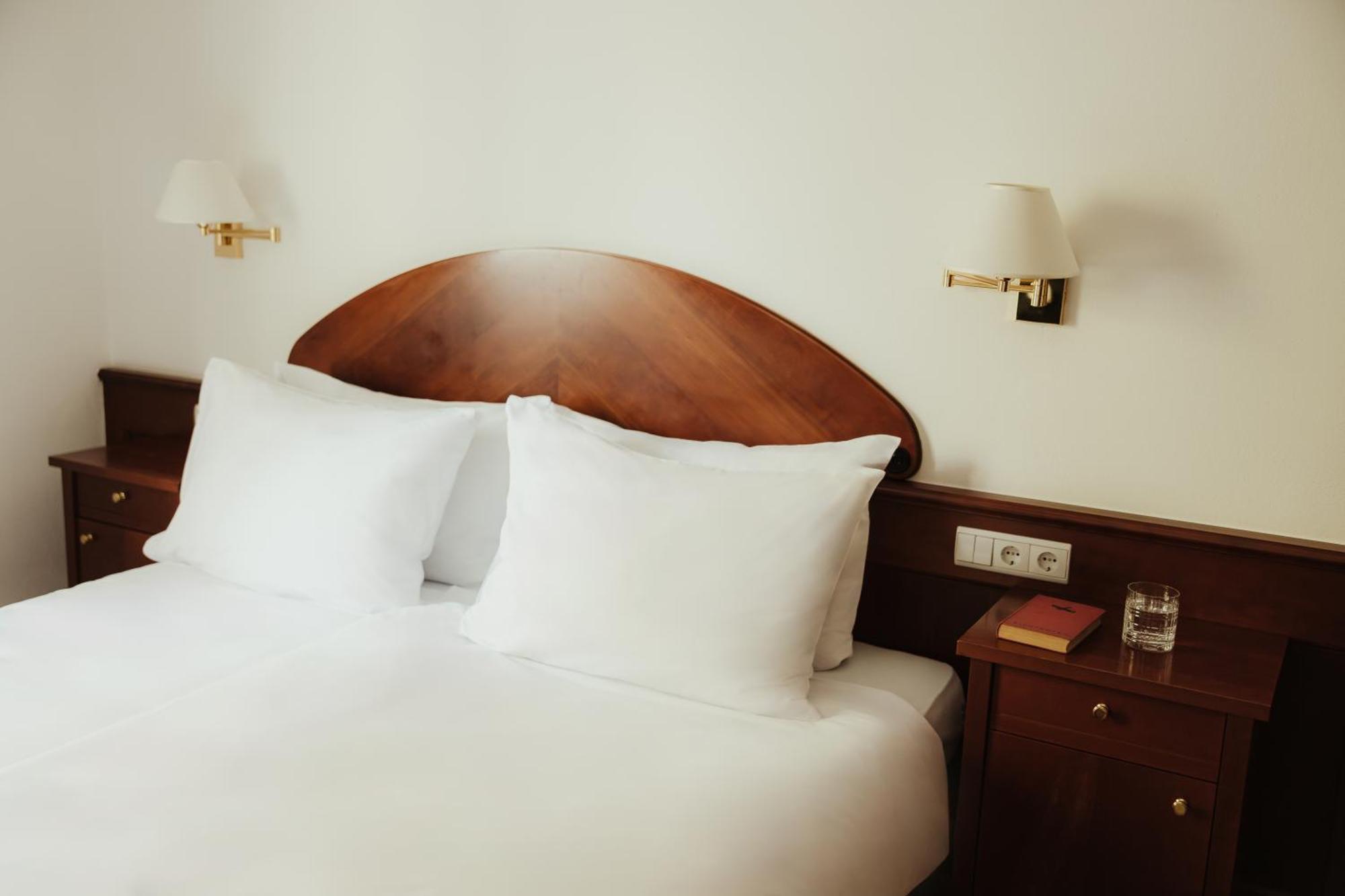 Corso Am Graben Hotell Bruneck Exteriör bild