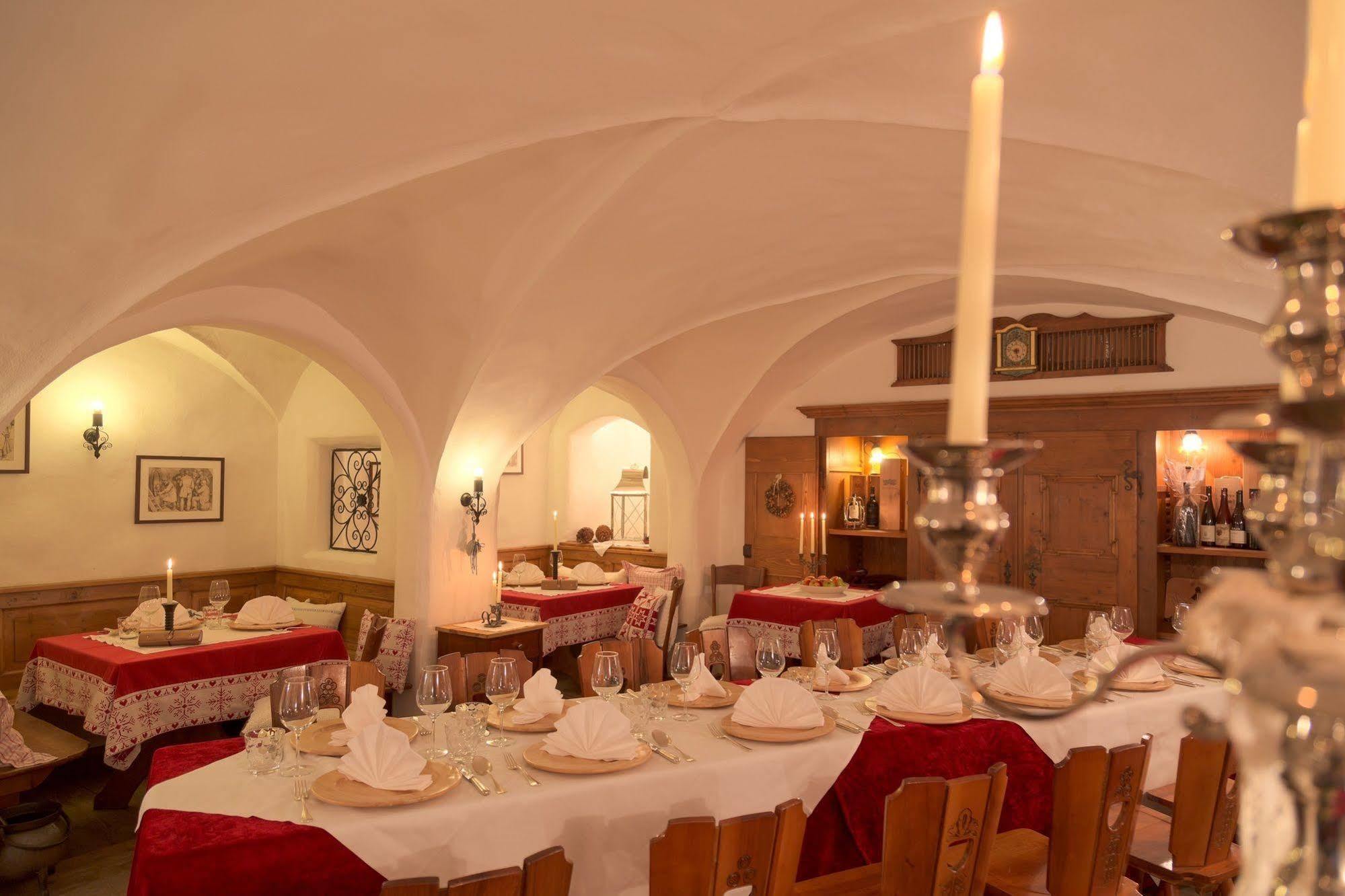 Corso Am Graben Hotell Bruneck Exteriör bild