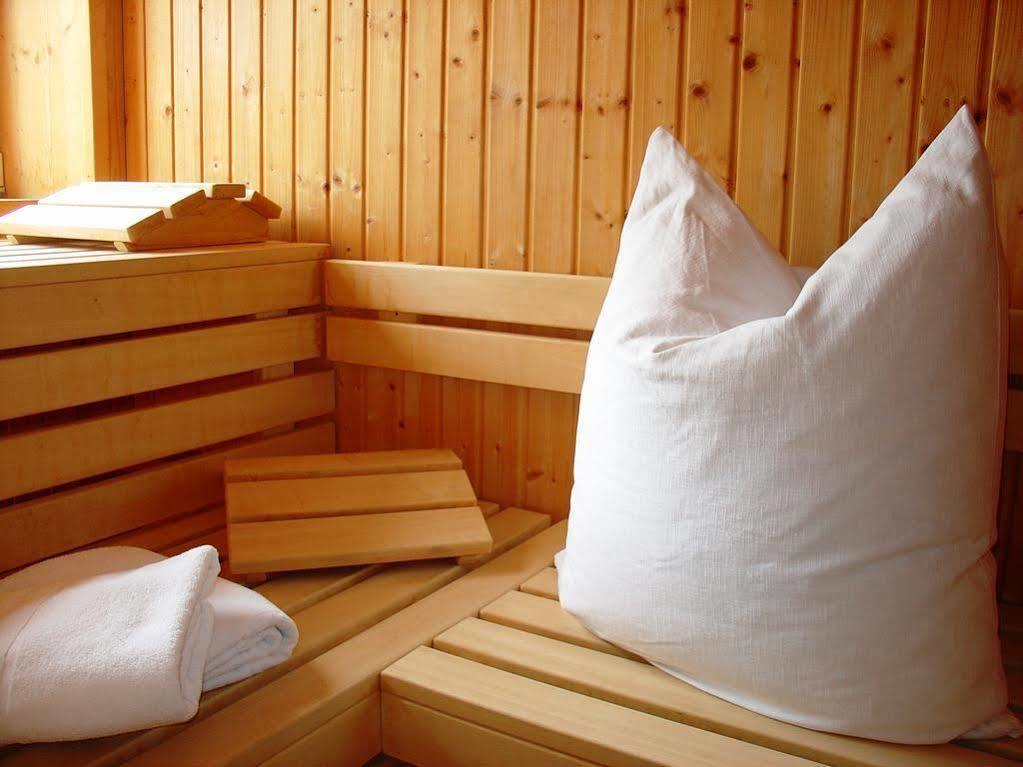 Corso Am Graben Hotell Bruneck Exteriör bild
